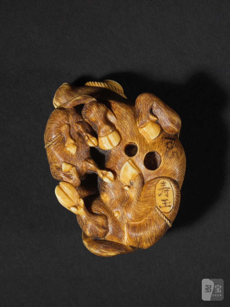 象牙彫根付 親子牛 伝龍光齋壽玉 銘「寿玉」 19世紀後期 | NETSUKE EN IVOIRE REPRÉSENTANT UNE VACHE ET SON VEAU - 图8